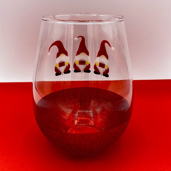 Christmas Gnome Glitter Goblet - Picture 2 of 3